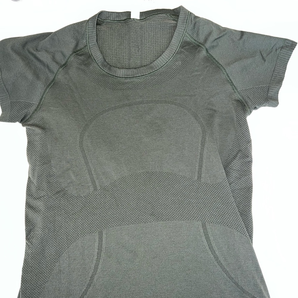 Lululemon short sleeve swiftly tech top